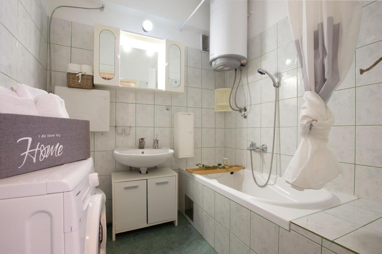 Marinero Apartment Zadar Eksteriør billede